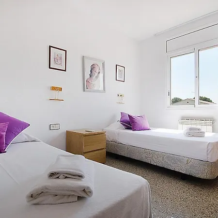 Villa R11 Casa Blanca Con Gran Jardin Y Piscina